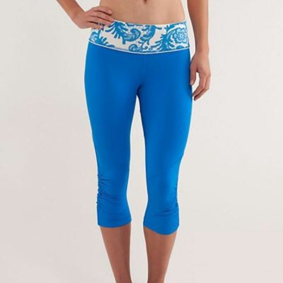 ⚡️1 Day Sale⚡️ Lululemon Run for your life crop