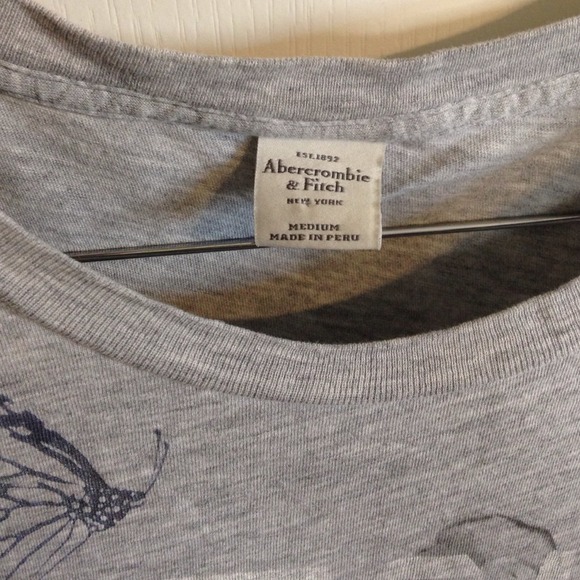 🚫Gifted🚫 A&F Screen Printed T-shirt - Picture 4 of 4