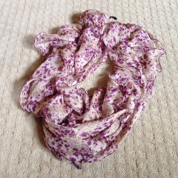 Scarf 👇👇DISCOUNTED👇👇