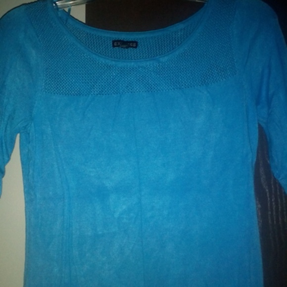 Express quarter sleeve shirt