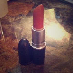MAC Velvet Teddy
