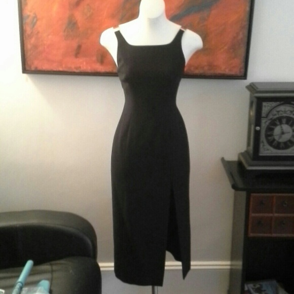 Tahari Dresses & Skirts - Tahari sz 2 w/Silver hardware-Make an Offer!