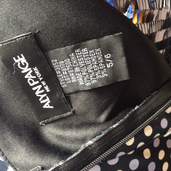 Alyn Paige Sexy Satin halter dress in polka dot - Picture 4 of 4