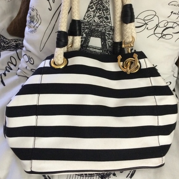 🚫SOLD🚫 - Picture 2 of 4