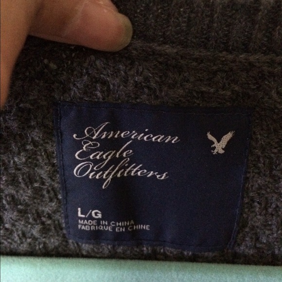 💔 Bundled 💔 💗 American Eagle sweater 💗 - Picture 3 of 3