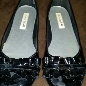 Ladies Flats