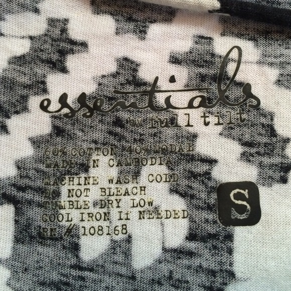 Fancy tank top - Picture 3 of 4