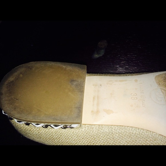 Authentic Chanel flats. - Picture 4 of 4