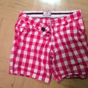 Pink and white American eagle shorts size 4