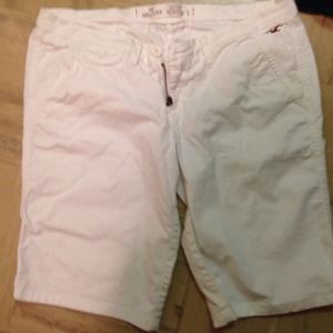 White hollister shorts stretchy