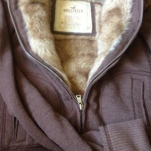Hollister Fur-lined hooded sweatshirt