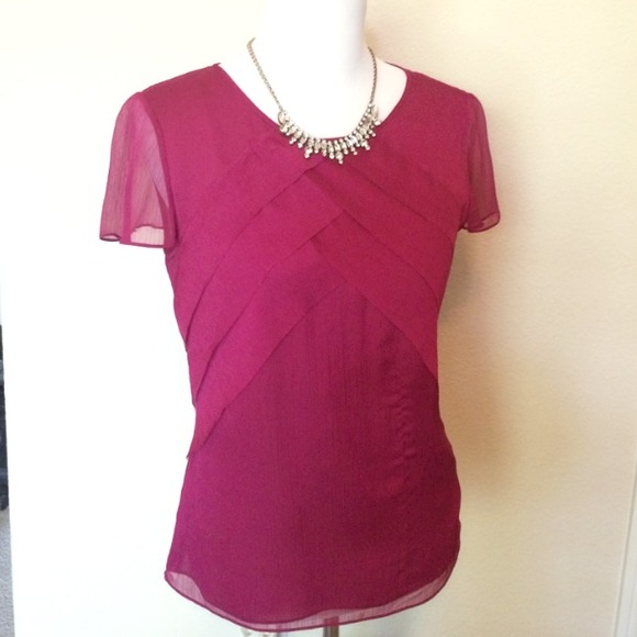 Banana Republic Tops - 100% silk blouse, berry color, sz 4. Banana Republic Tops - 100% silk blouse, berry color, sz 4.