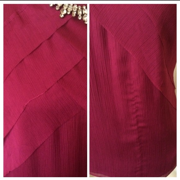 Banana Republic Tops - 100% silk blouse, berry color, sz 4. Banana Republic Tops - 100% silk blouse, berry color, sz 4.