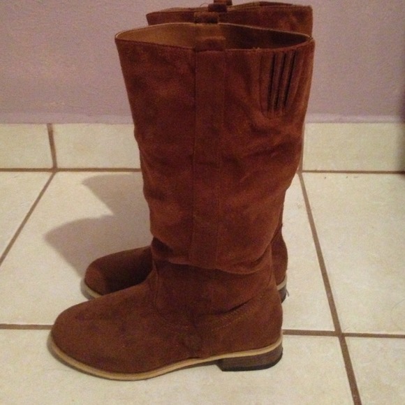 Delia's Brown Riding Boots