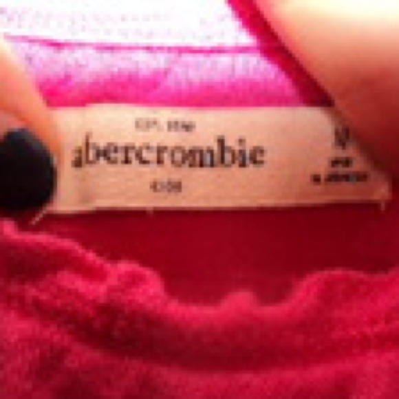 Abercrombie Kids Pink Crop Top!! - Picture 2 of 3