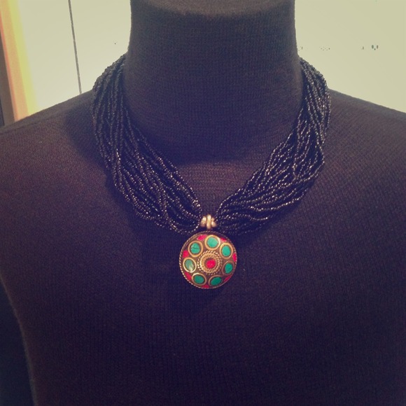 20 strands black bead necklace with stone pendant