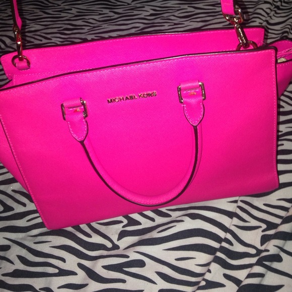 Micheal Kors Selma Bag