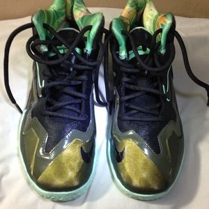 ✋On hold for @admartinez