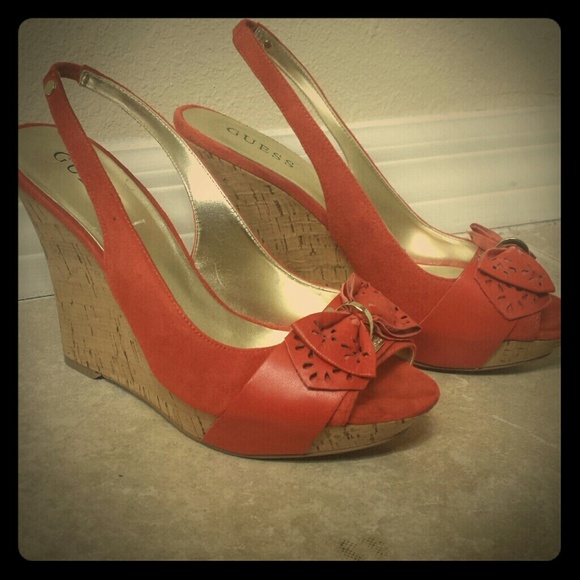 Guess size 8 wedges