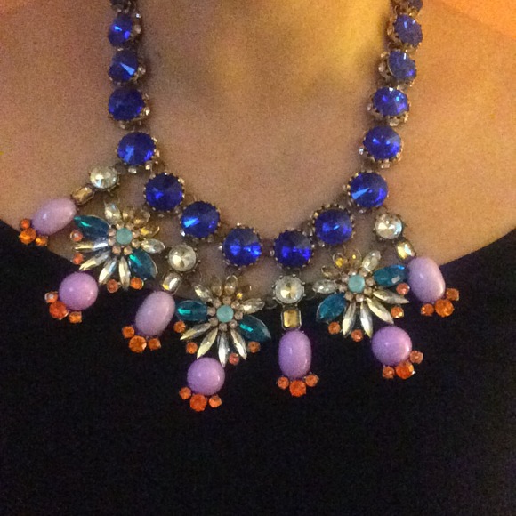 Statement necklace