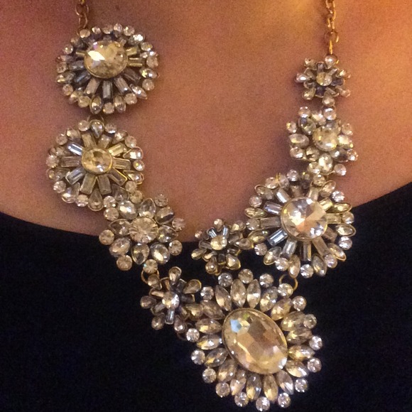 Statement necklace