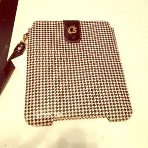 Houndstooth iPad case