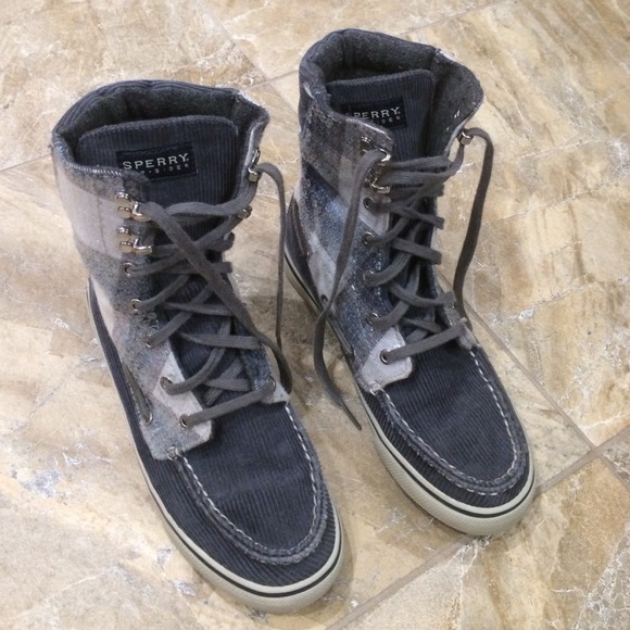 Sperry short boots