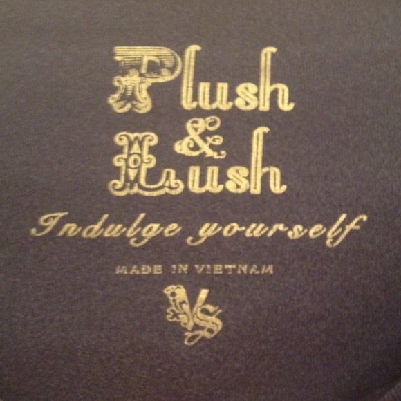 BUNDLED velour pullover✂️BOGO free - Picture 2 of 3