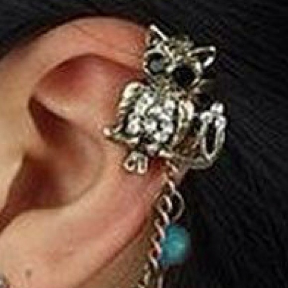 SOLD----- Owl & Turquoise Ear Cuff NWOT - Picture 2 of 3