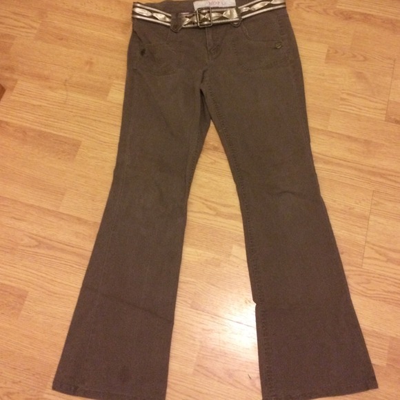 Nori  pants !