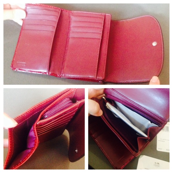 •Coach Gallery Patent Leather Embossed Wallet• - Picture 4 of 4