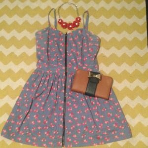 Fun and flirty floral dress🌻🌸🌺🌷💐