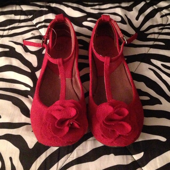 Red Flower Flats