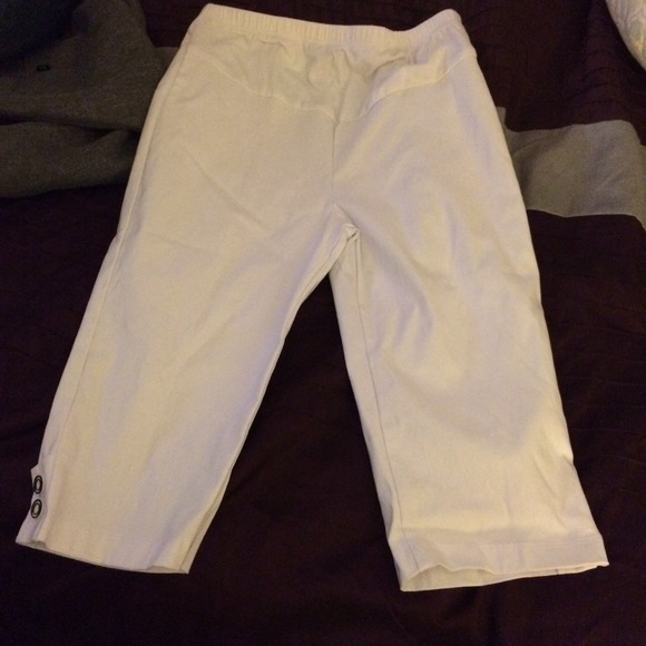 White Maternity Capris Never Worn