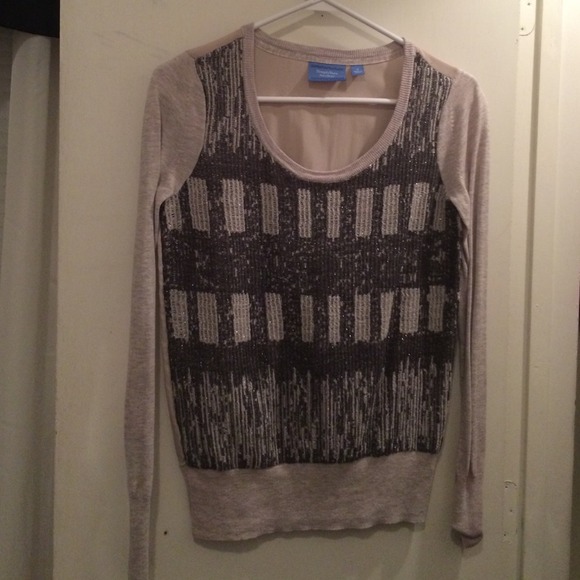 Simply Vera Wang light grey long sleeve sweater