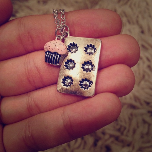 Cute Cupcake & Tray Charm Necklace 🎀🎂