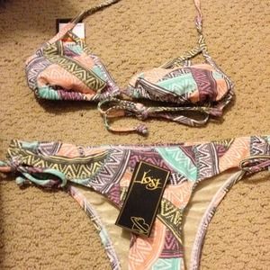 Lost bikini set