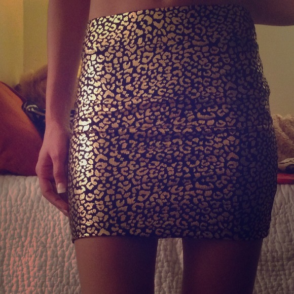Black & Gold super mini.