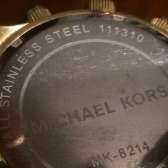 MK watch main image 4