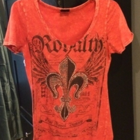 Red v-neck buckle top. Size small