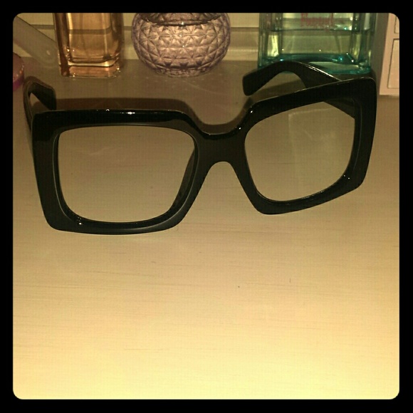 Black squared lens-less glasses.