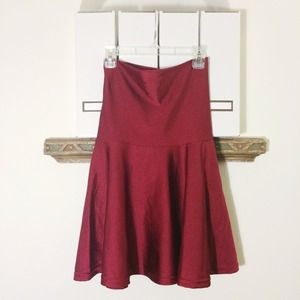 Cranberry high-waisted skirt