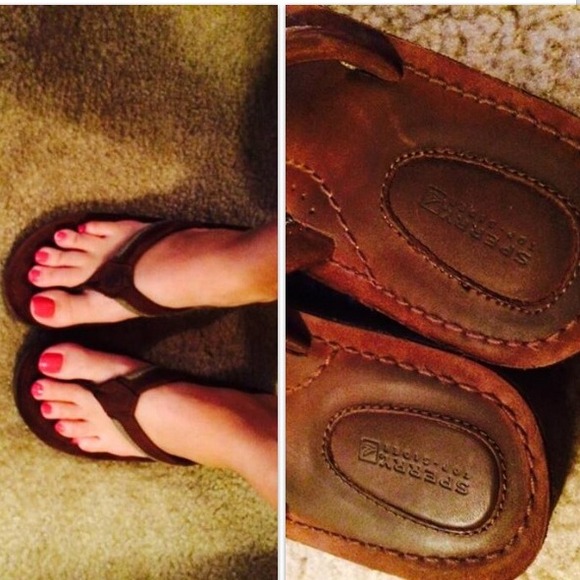 Sperry Flip Flops