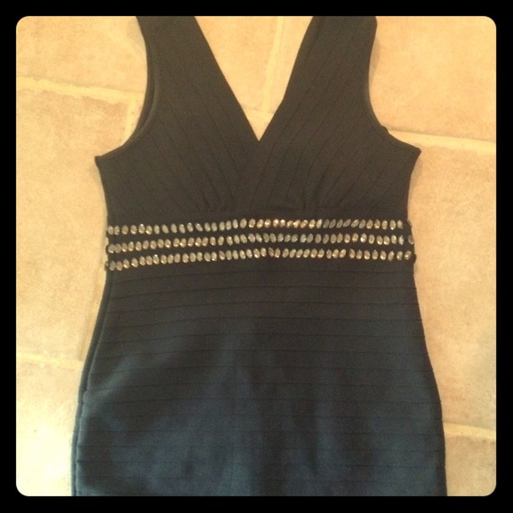 Bebe dress