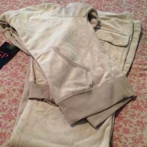 Ivory 2pc Velour Sweat Suit