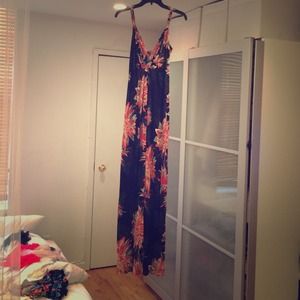 Maxi dress
