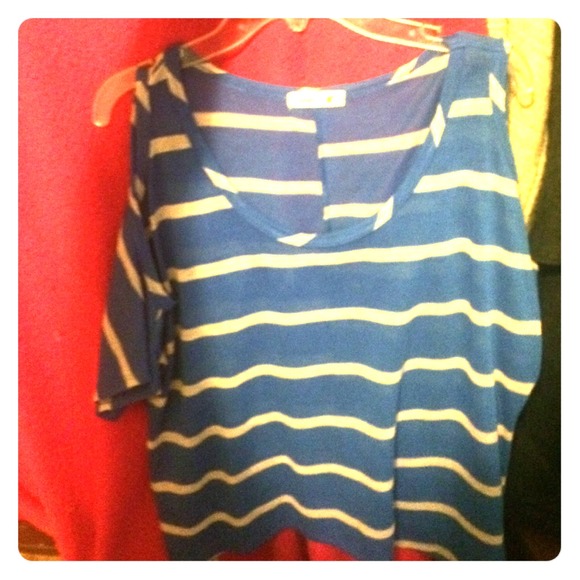 Blue and white striped shirt with shoulder cutouts - Picture 1 of 1