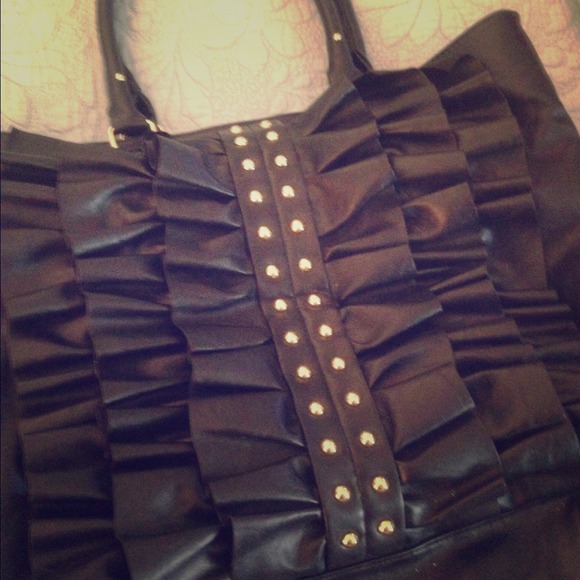 Perfect Condition, Black Steve Madden Purse
