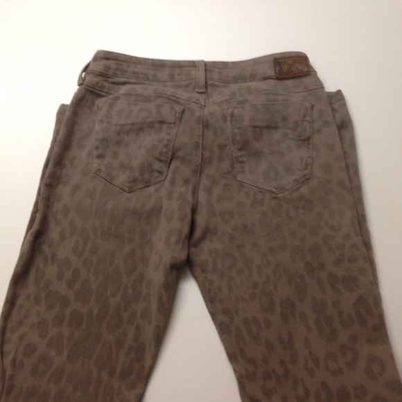 Leopard Print Skinny Jeans - Picture 3 of 4