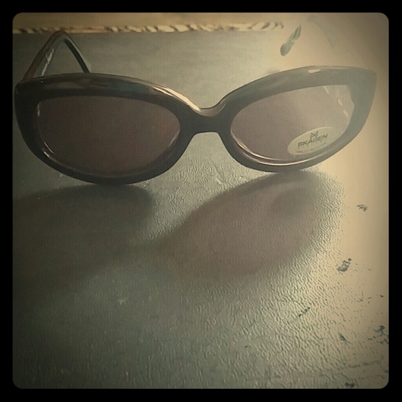 Skagen sunglasses NWOT